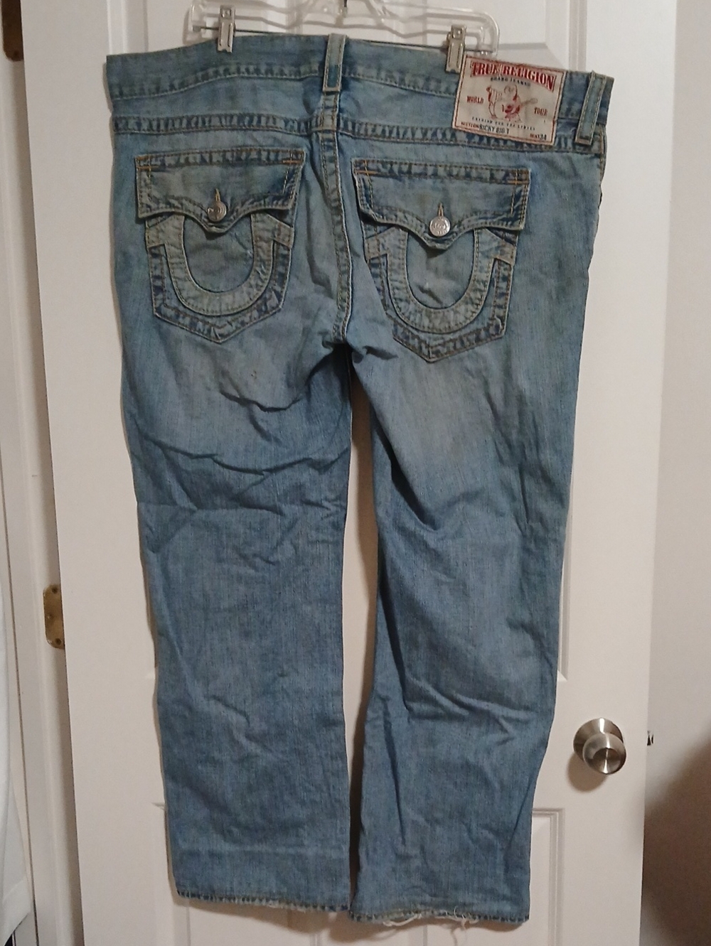 True Religion Straight Leg Jeans  Light Blue Wash 42 X 30 Men's Thrashed As Is